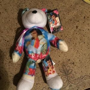 Elvis Hawaii bear 2003